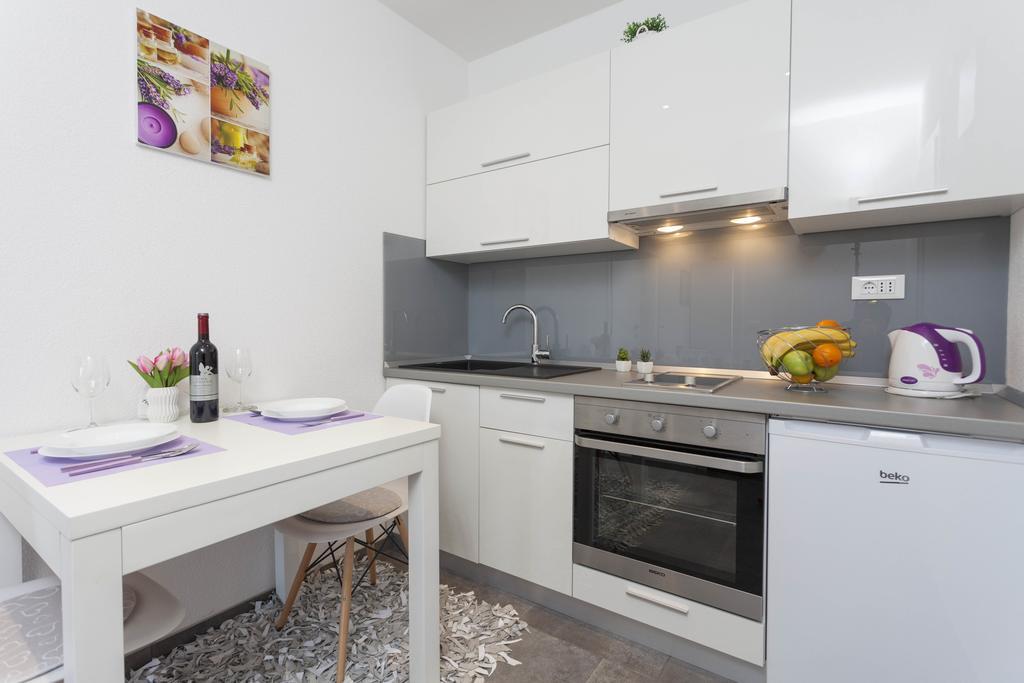 Apartmani Marina Makarska Bagian luar foto