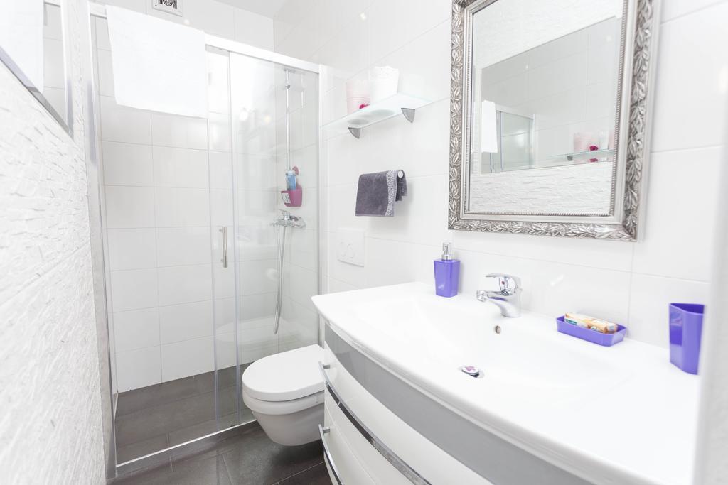 Apartmani Marina Makarska Bagian luar foto
