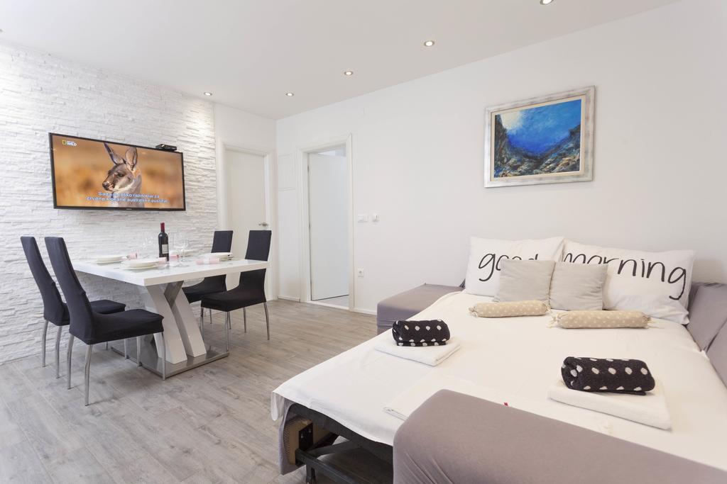 Apartmani Marina Makarska Bagian luar foto