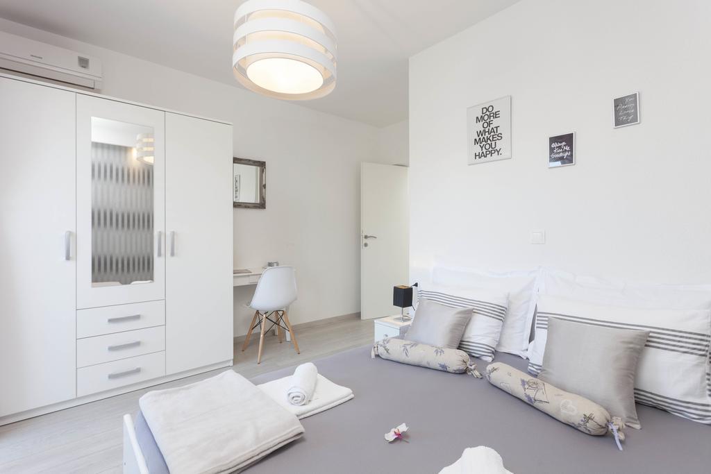 Apartmani Marina Makarska Bagian luar foto